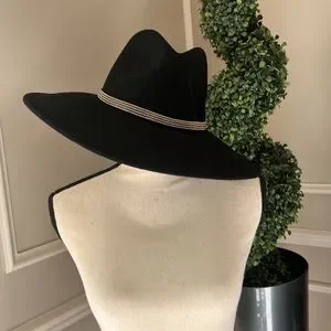 BCBGMaxAzria | Accessories | Bcbgmaxzria Black Hat With Gold  display picture 2